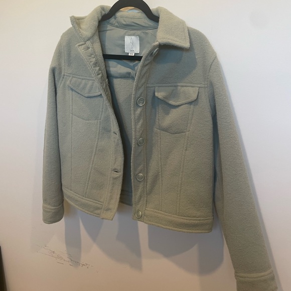 Joie Shacket - Picture 10 of 10